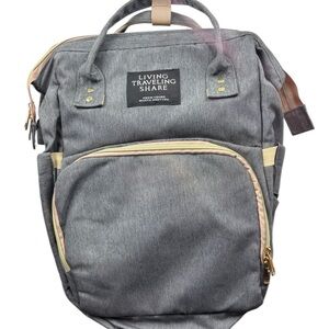 Living Traveling Share Baby Backpack Gray with Built in Bassinet/Crib